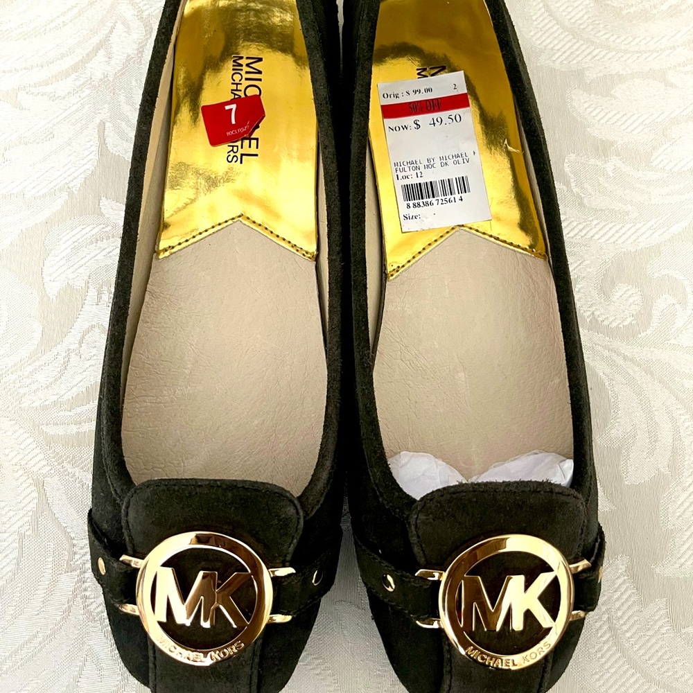 Michael kors Fulton suede flats dark olive green New size 7